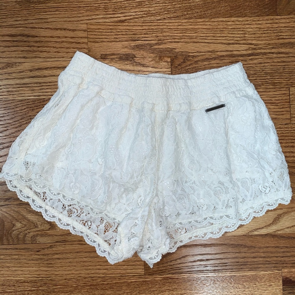 Lace A&F Shorts - Picture 1 of 5